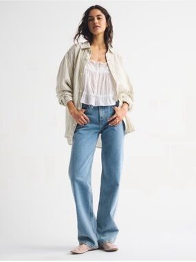 Abercrombie The 90s Relaxed Jean High Rise Size 10/30 Curve Love